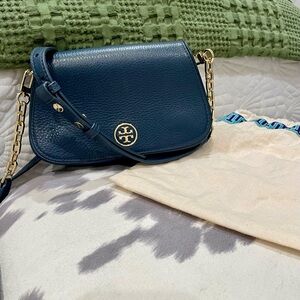 Tory burch convertible, adjustable Crossbody Purse